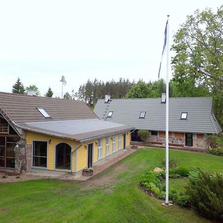 Truu Holiday Houses Ivaste Экстерьер фото